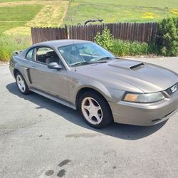 2001 Ford Mustang