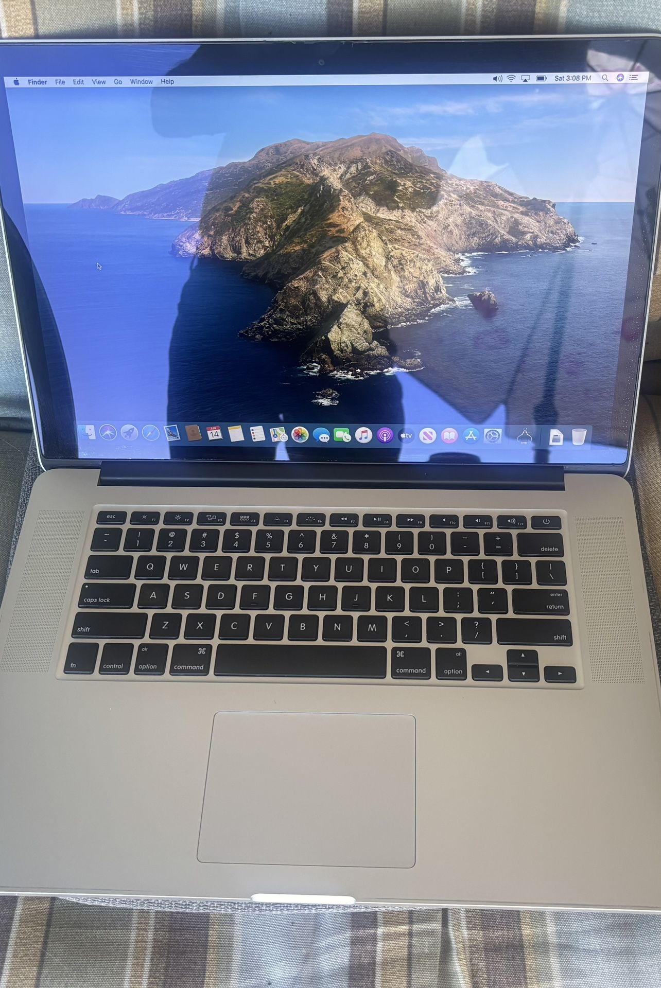 MACBOOK PRO 15 INCH