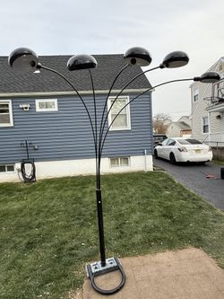 84 in. H Black 5-Arms Arch Floor Lamp 