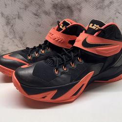 Nike Zoom LeBron Soldier 8 Mens Punch 653641-088 Size 12.5 Shoes No Box