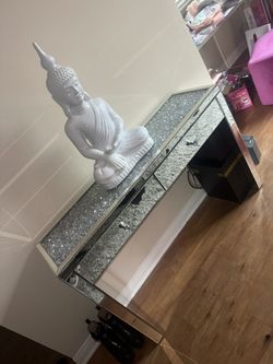 Faux Mirrored Diamond Table Console 