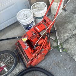 Craftsman 17 inch five blade turf mower runs