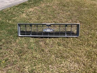 1973-74 Chevy truck grill