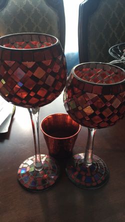 2 decorative cups perfect for house decoration