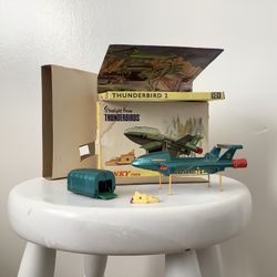 Vintage Dinky Toys 101 Thunderbirds Thunderbird 2 (green) & 4 (yellow) Century 21 Toys LTD 1966 Die Cast Metal **Located In Agoura Hills**