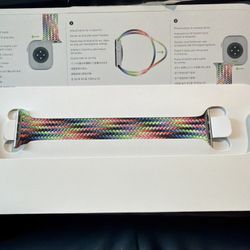 Apple Watch 42mm Pride Edition Braided Solo Loop Size 7