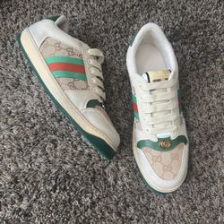 Gucci Shoes Size 10