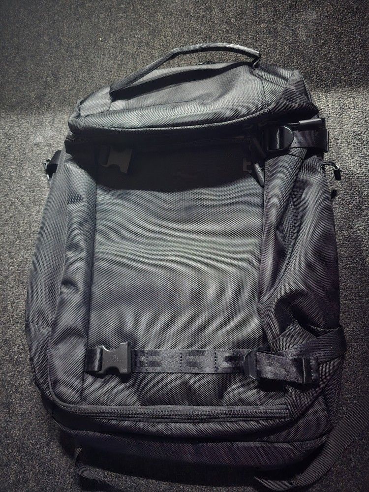 TOMTOC-- Travel Backpack, 38L, Water Resistant, Black ***