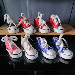 Keychain Converse