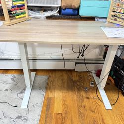 Electric Height Adjustable Desk
