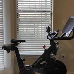 Peloton Bike