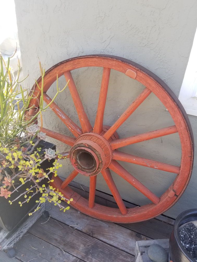 Rustic Wagon Wheels for Sale in San Diego, CA OfferUp