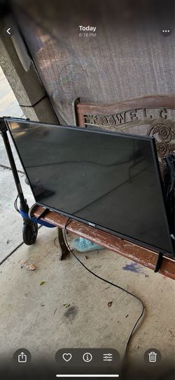 Phillips 40’  Roku tv