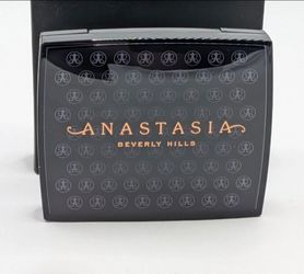 Anastasia Bronzer