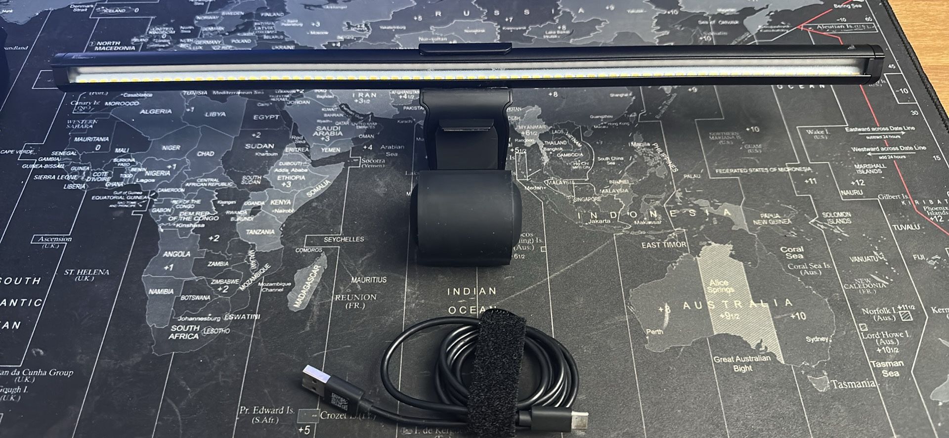 Desk Lightbar