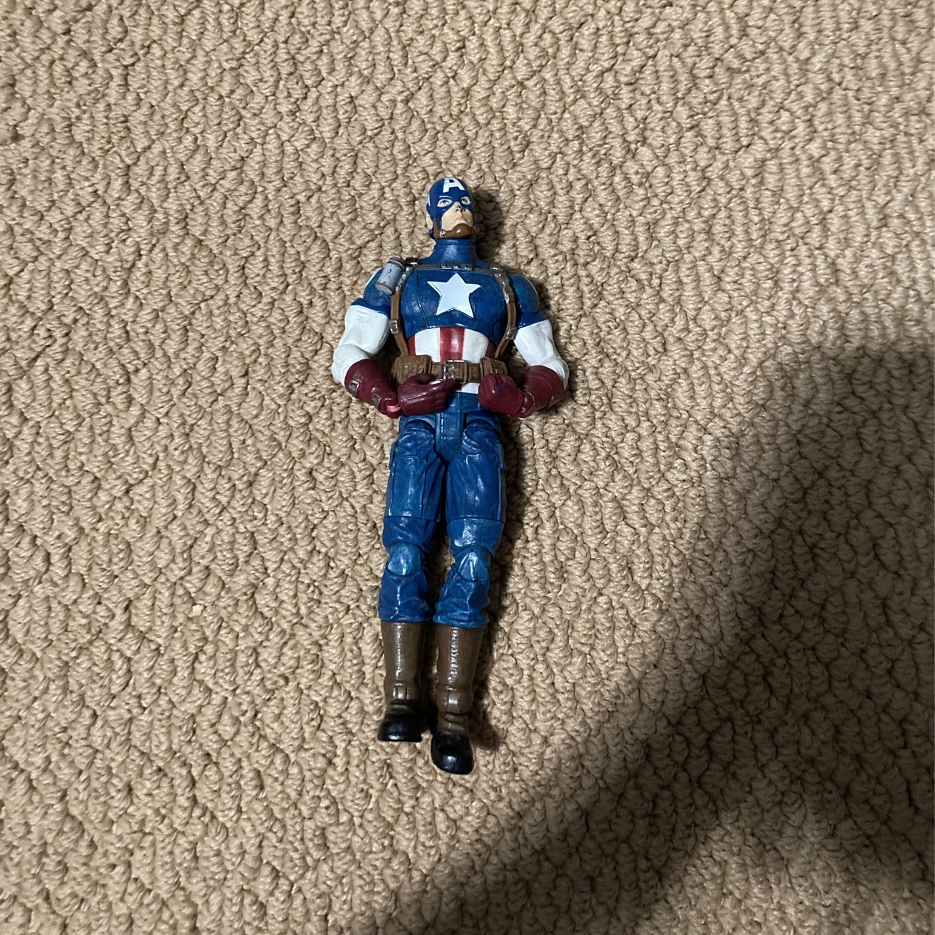 Very detailed captain America special edition from marvel store