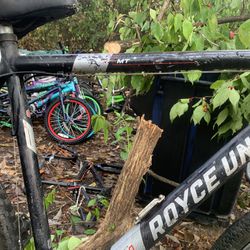 Royce Union 26” Mountain Bike