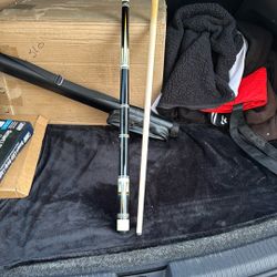 SCORPION Cues 18oz POOL TABLE