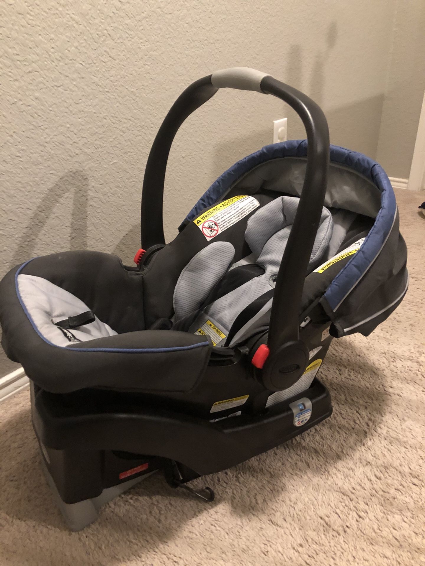 Graco Infant Car Seat And Base