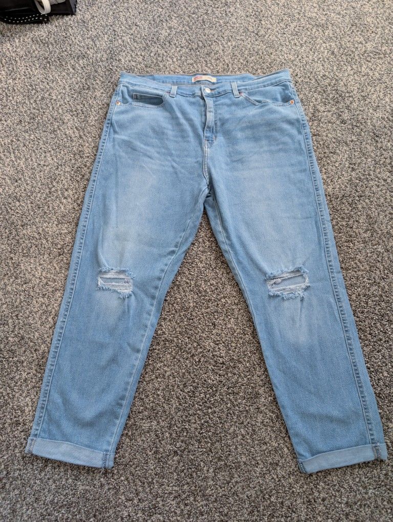 Boyfriend Style Levi Strauss Jeans 