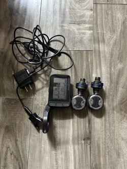 Wahoo Computer and Pedals