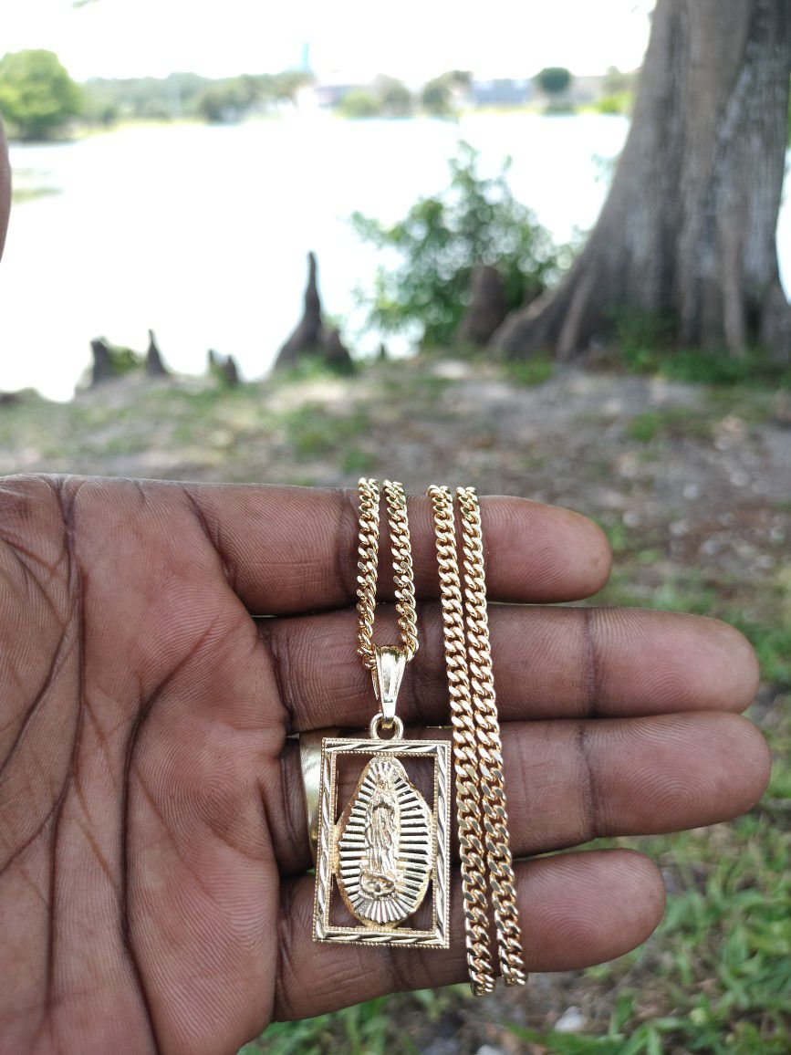 14k Gold-plated 3mm Cuban Link Chain And Pendant 