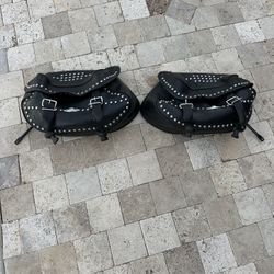 Harley Davidson Set Of Leather Saddlebags Left And Right 