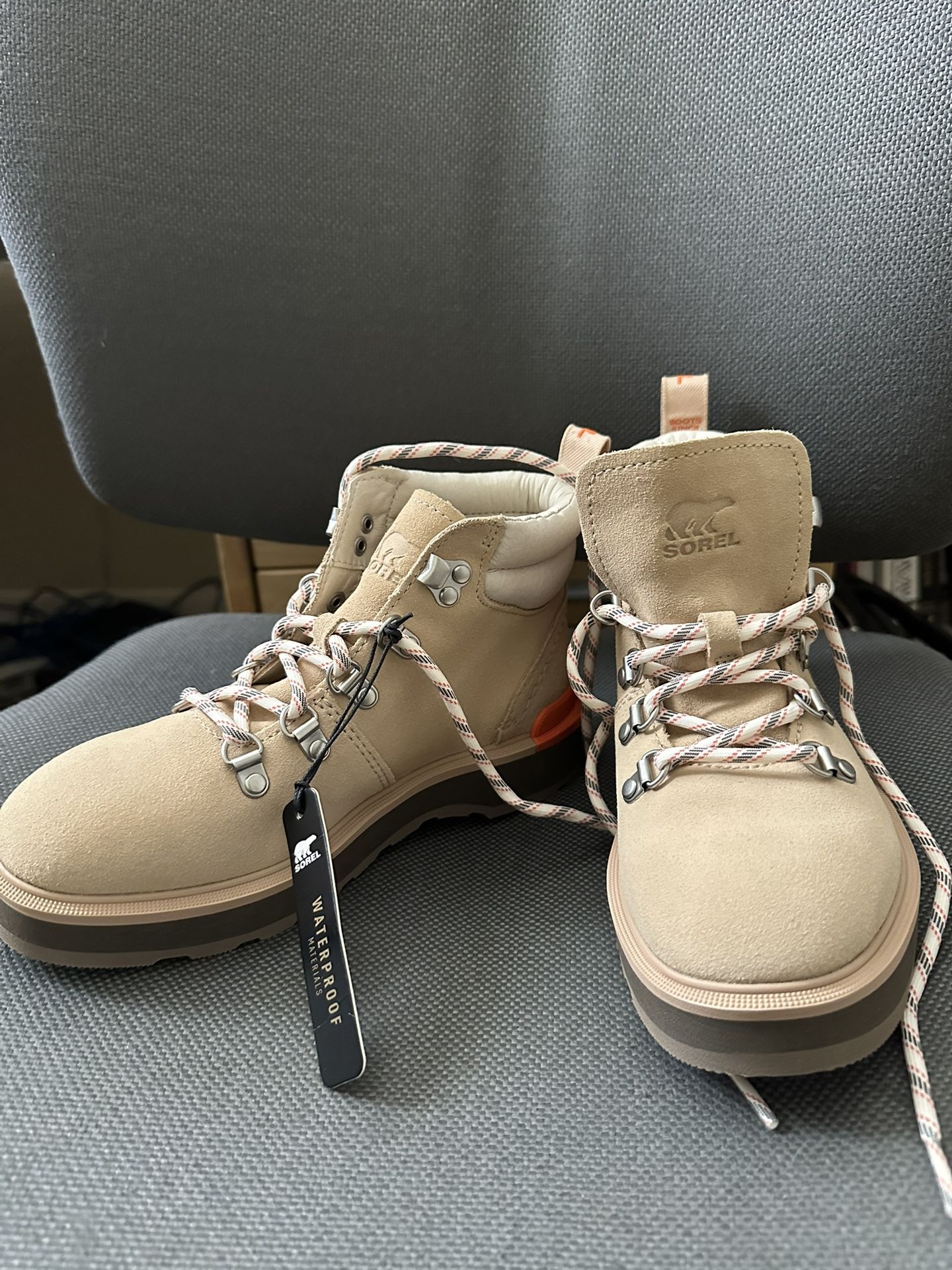 SOREL women’s Boots Size 6