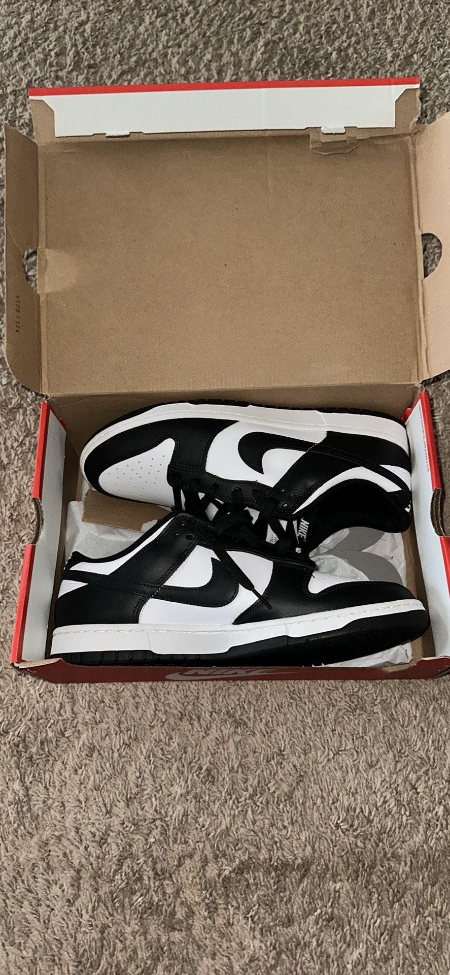 Nike Dunk Low Panda