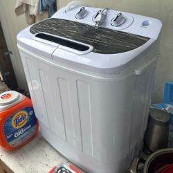 La adora Secadora Personal 