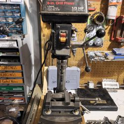 Craftsman Drill Press In Great Condition With Vise