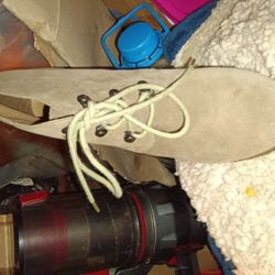 Steve Madden Tango Taupe Suede Ankle Boots Tan Color