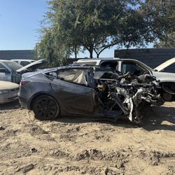 2020 Tesla Model 3 For Parts Only‼️