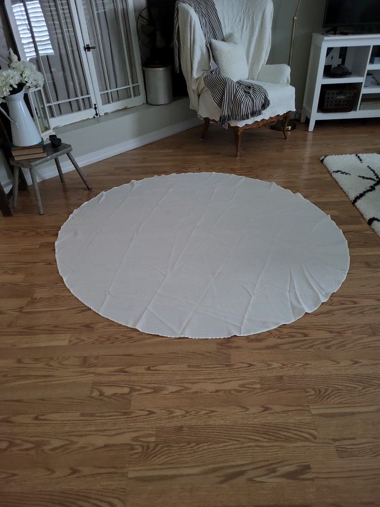 Ivory Round Table Cloth