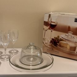 Wine and Cheese Serving set - 6 Piece. New in Box