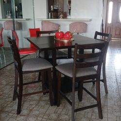 Juego Comedor De Madera,sifa Cama Y Mueble Par Cocina O Dormitorios,como Nuevo Poco Uso Mi Nro (contact info removed) 