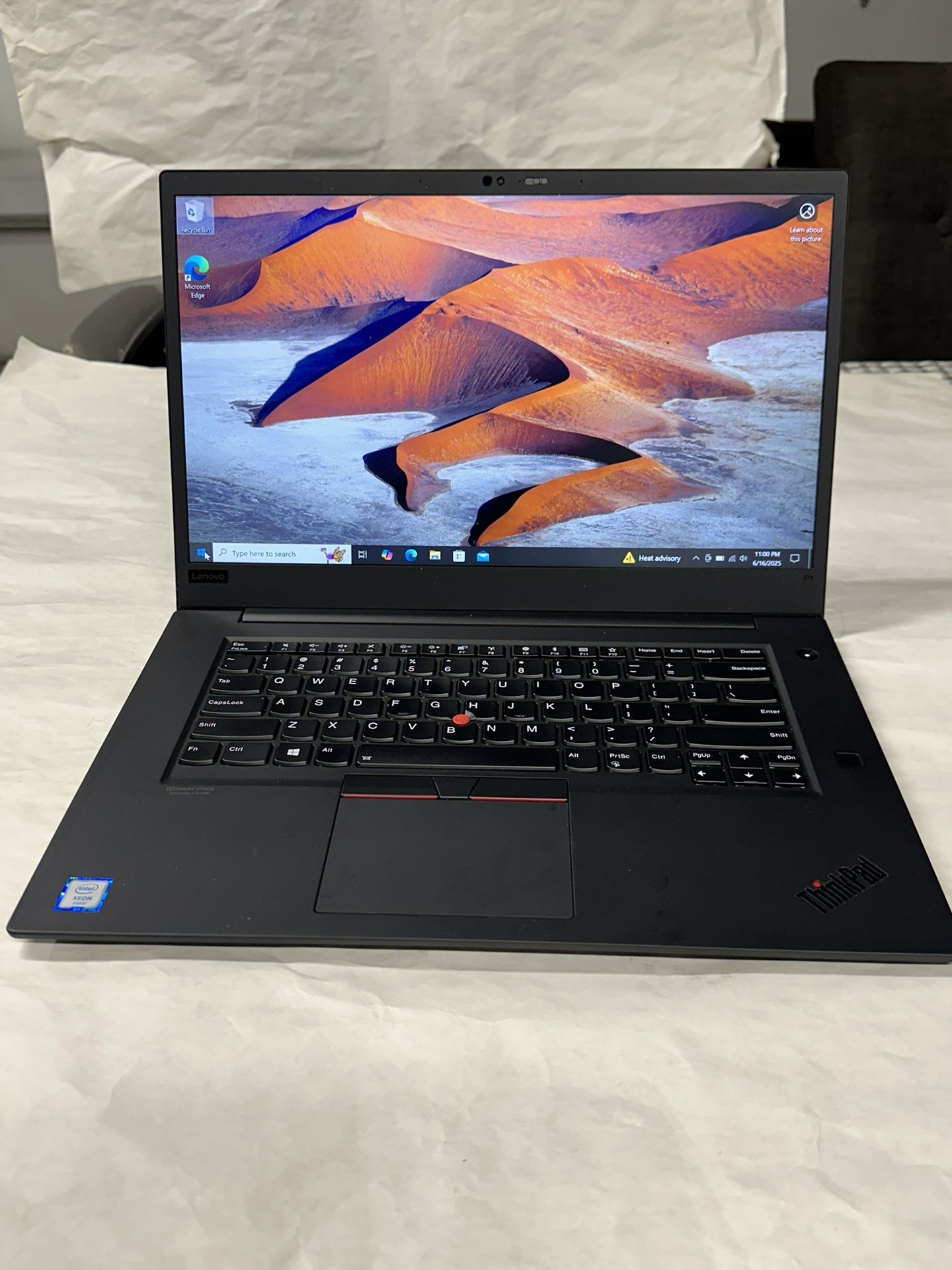 Laptop Lenovo P1 XEON E-2276 M Intel(R) Xeon(R) E-2276M Good Condition Price is Firm Please Read description