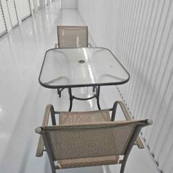 Outdoor Patio Table with Chairs