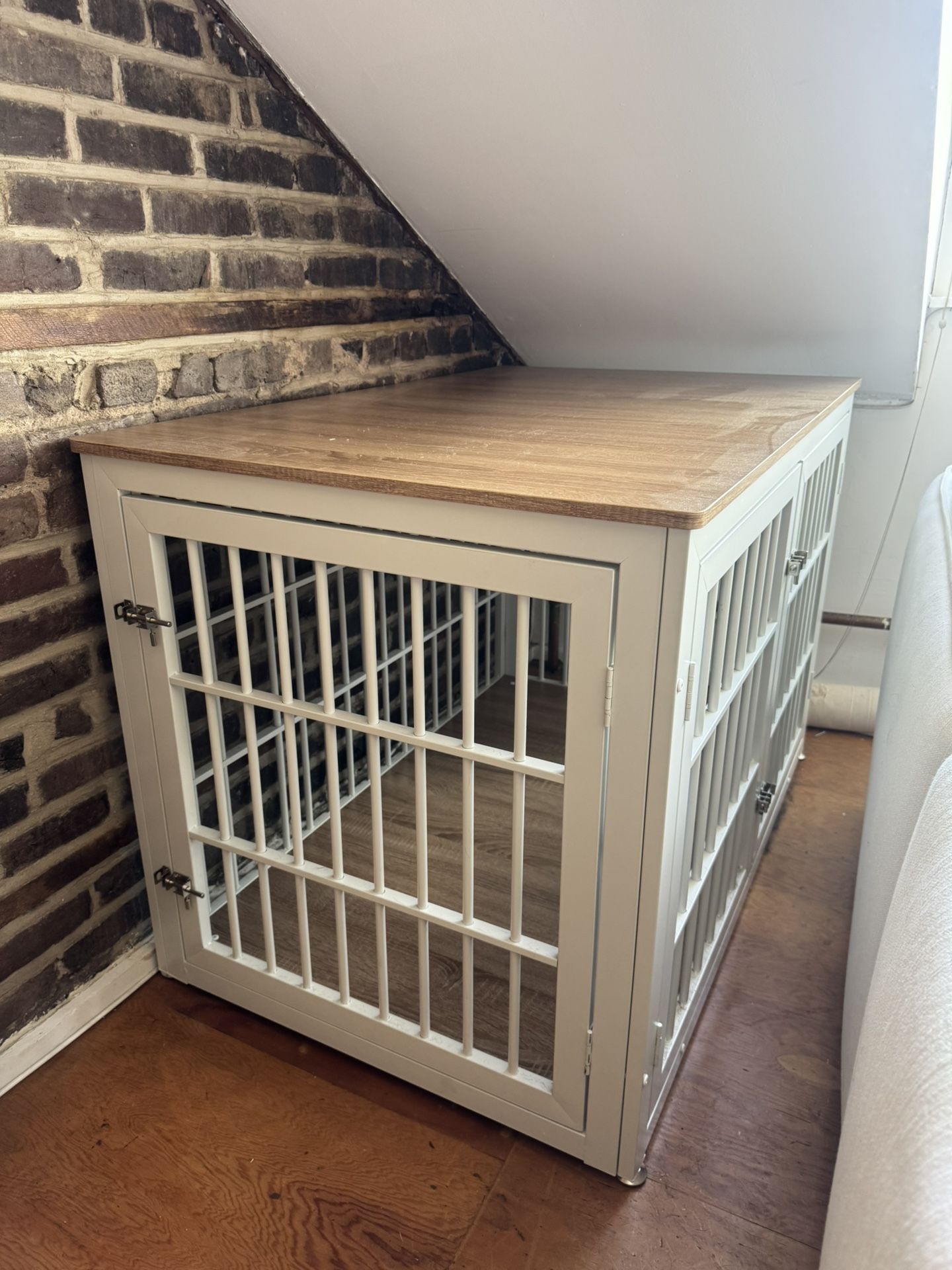Rehomerance Dog Crate!