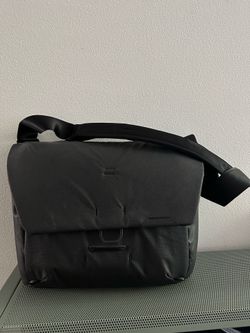 Peak Design Messenger Bag