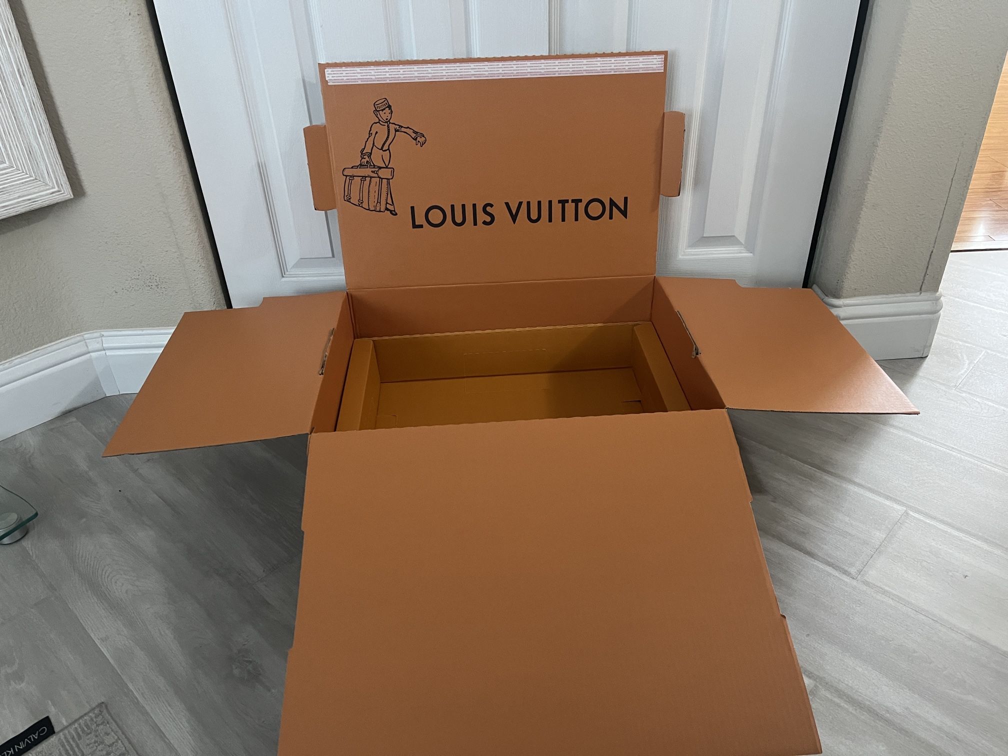 Big Louis Vuitton Box