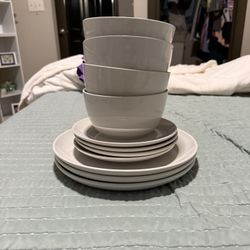 PROJECT 62 TARGET DINNERWARE SET