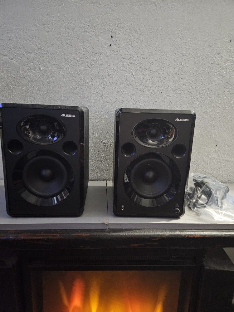Alesis ELEVATE 5 MKII Monitors