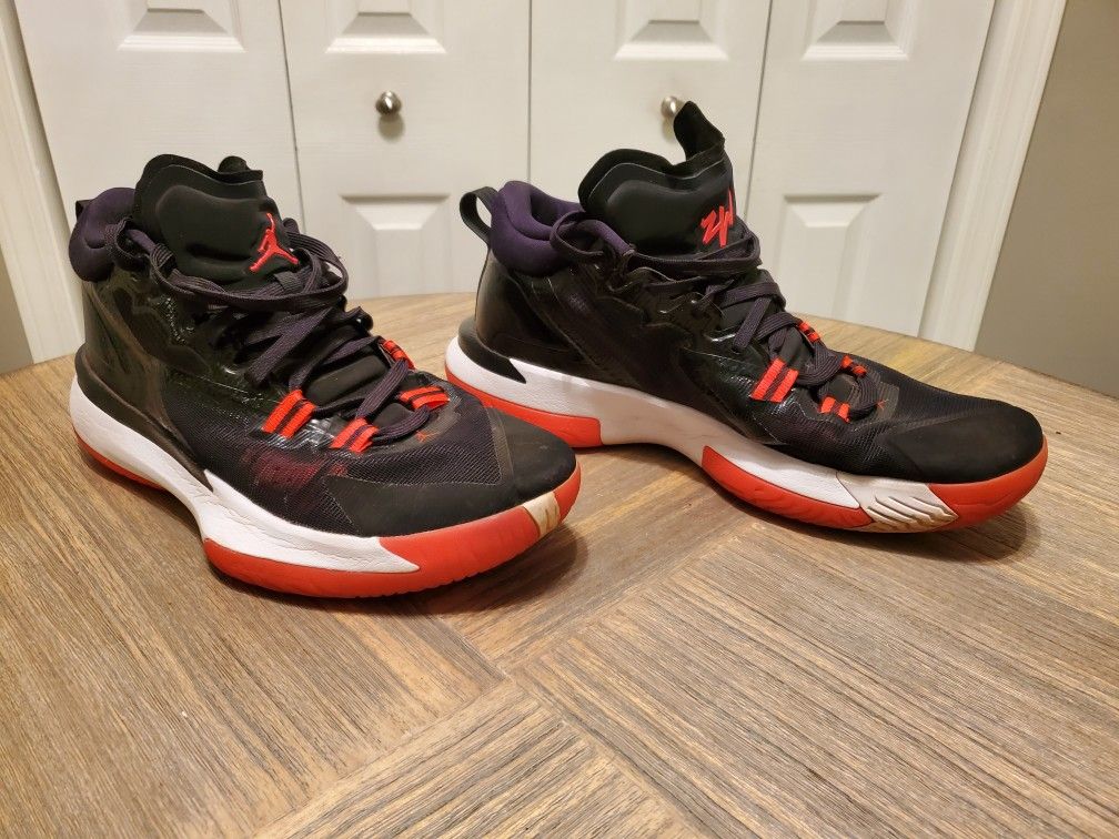 Jordan Zion 1 Men's Size 11.5 Black White Neon Crimson Shoes  / Sneakers