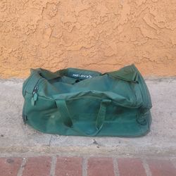 Easton 310D Player Duffle Baseball Fast Pitch Softball Bag