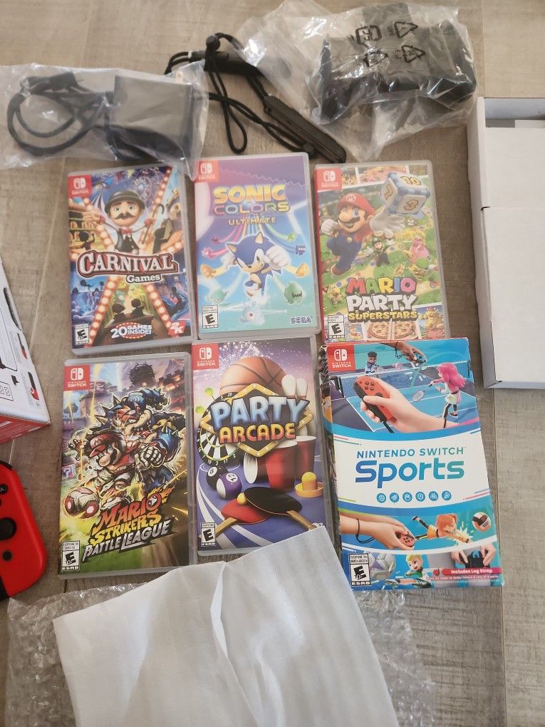 Nintendo Switch Electronics & Media