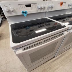 Whirlpool Electric Stove Used In Good Condition With 90days Warranty From $300 Up To $350
