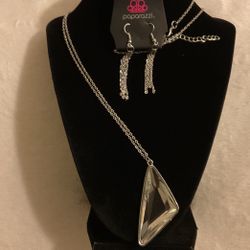 24”Silver Chain Necklace Set With Triangular Pendant/matching Earrings,by Paparazzi 
