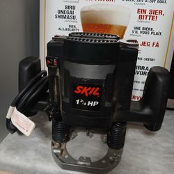 1 3/4 Hp SKIL Plunge Router