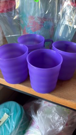 Tupperware cups